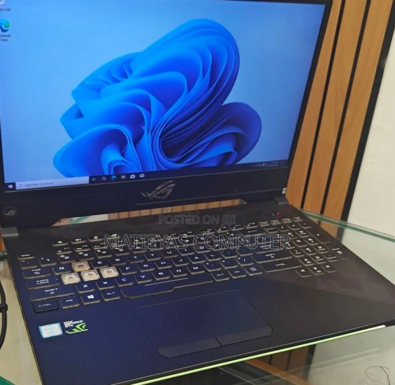 New Laptop Asus ROG Strix G17 16GB Intel Core I7 SSD 1T