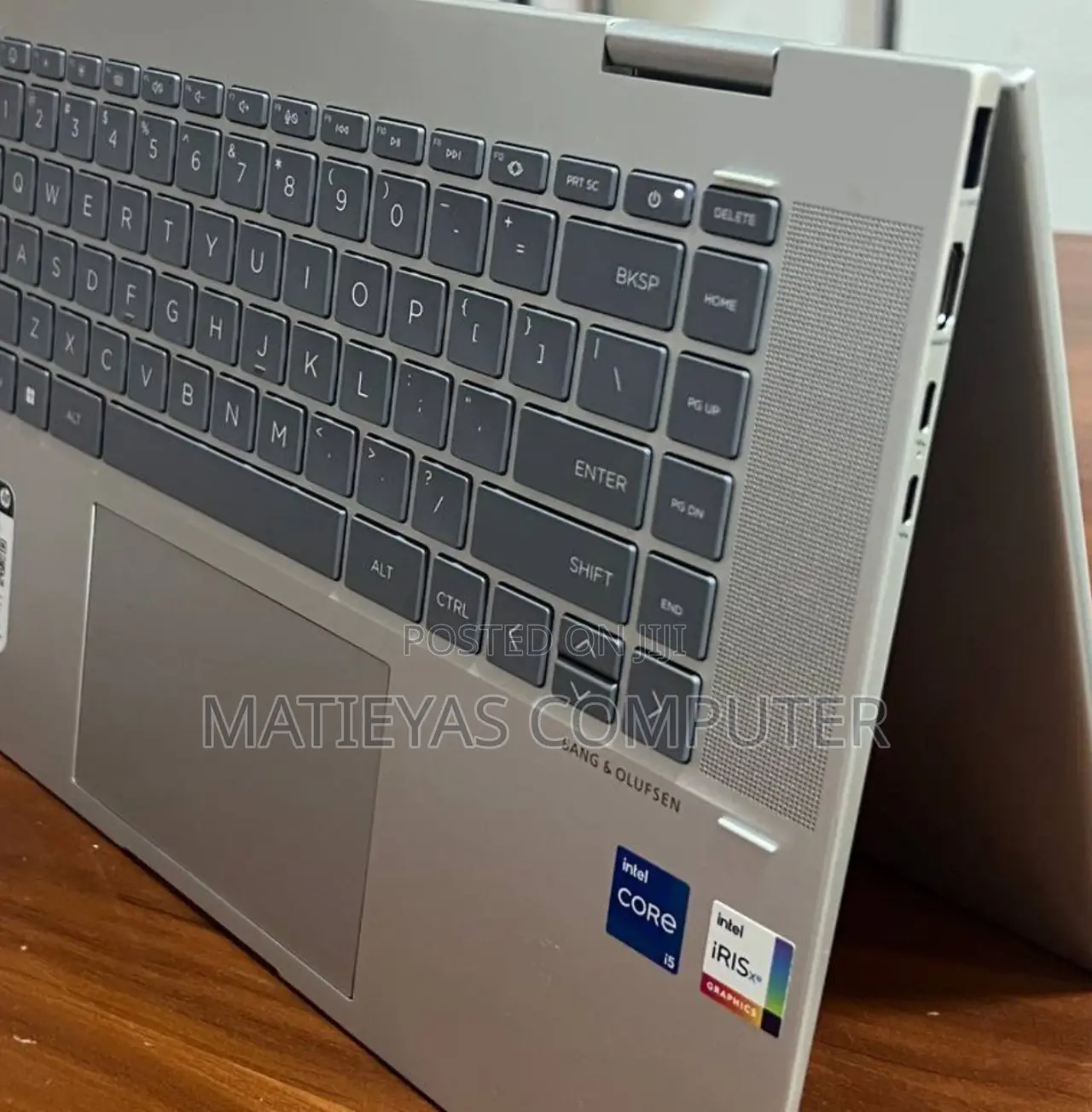 New Laptop HP Envy X360 8GB Intel Core I5 SSD 512GB