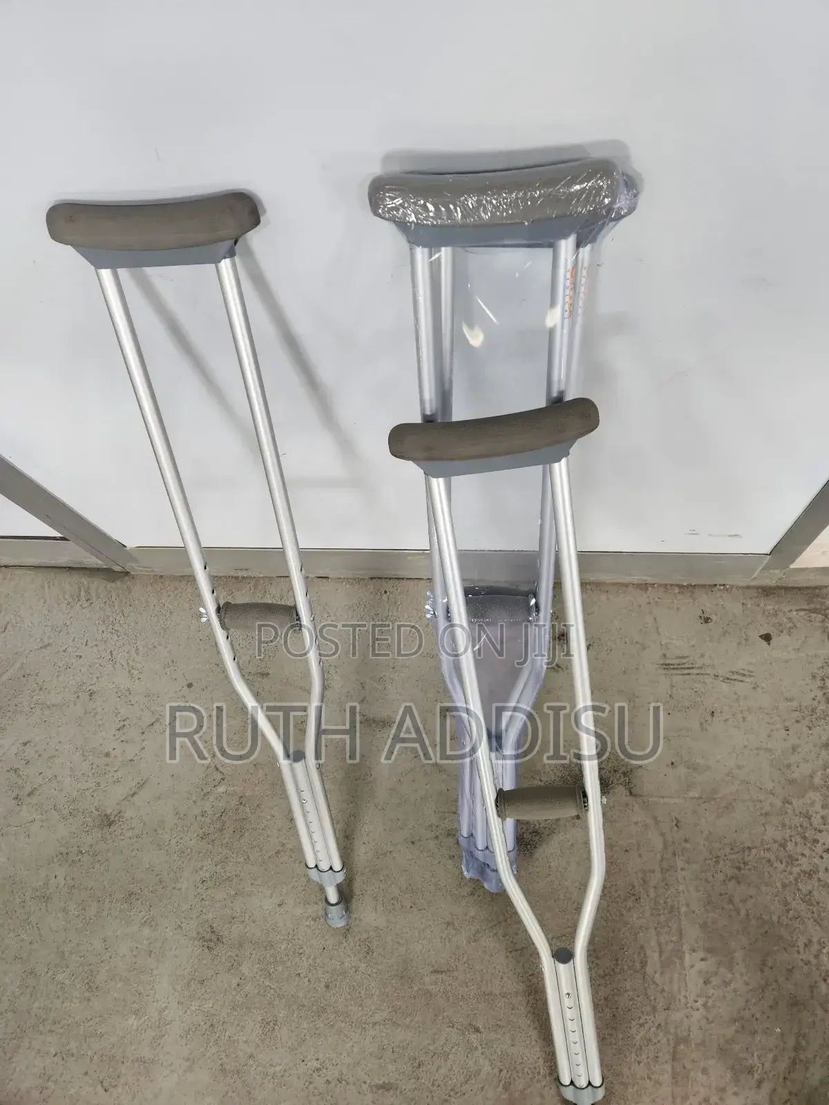 Axillary Crutches考生crutches隨時axillary Bilateral Crutches腓不crutches