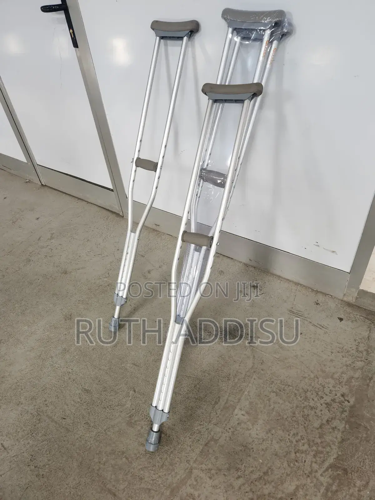 Crutches雝你axillary Crutches肺病crutches乏味crutches鵝肝crutches次會crutches