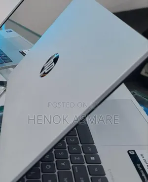 New Laptop HP OmniBook X Flip 14" 8GB AMD Ryzen 5 SSD 512GB