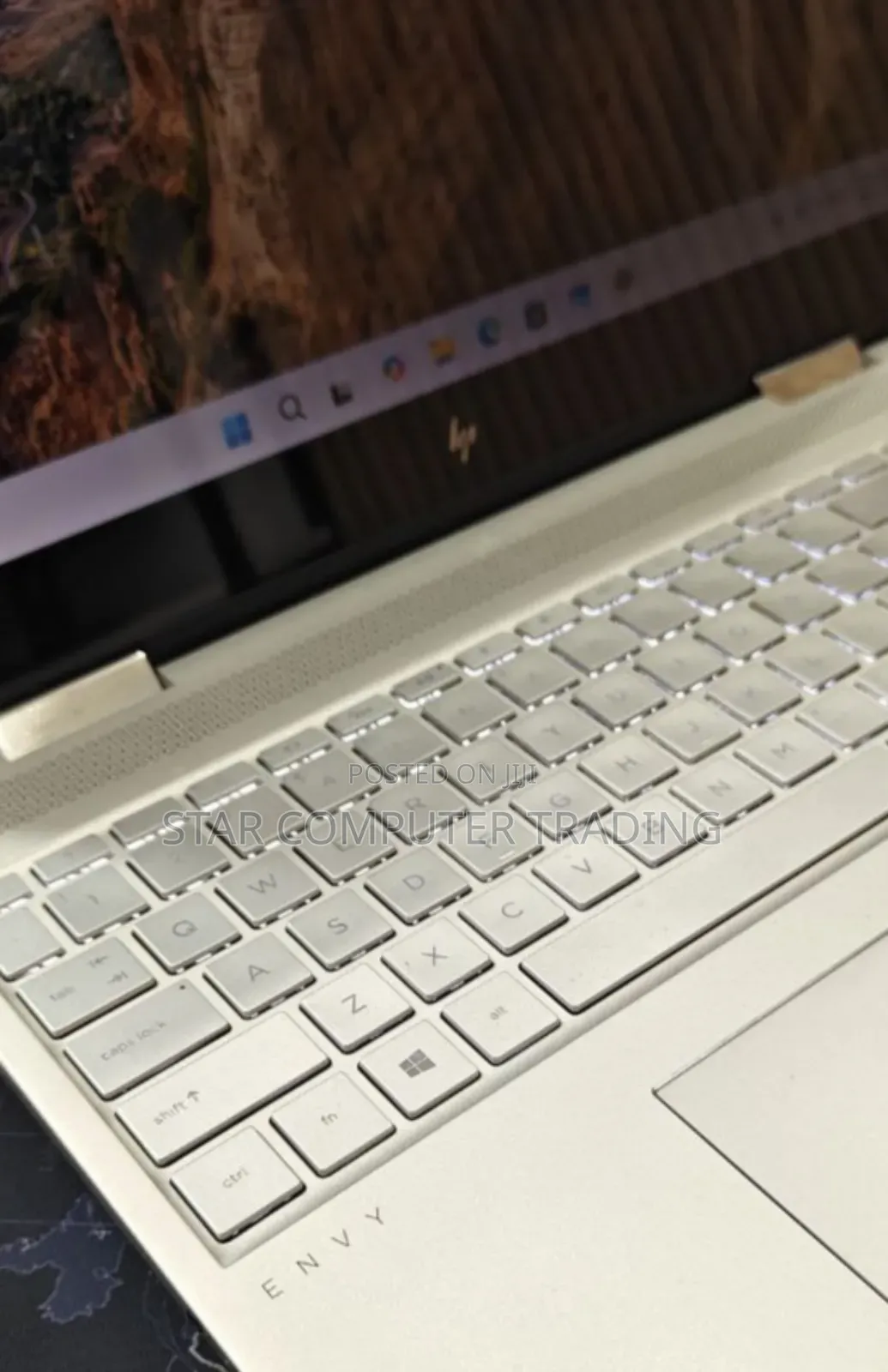 New Laptop HP Envy X360 8GB Intel Core I5 SSD 512GB