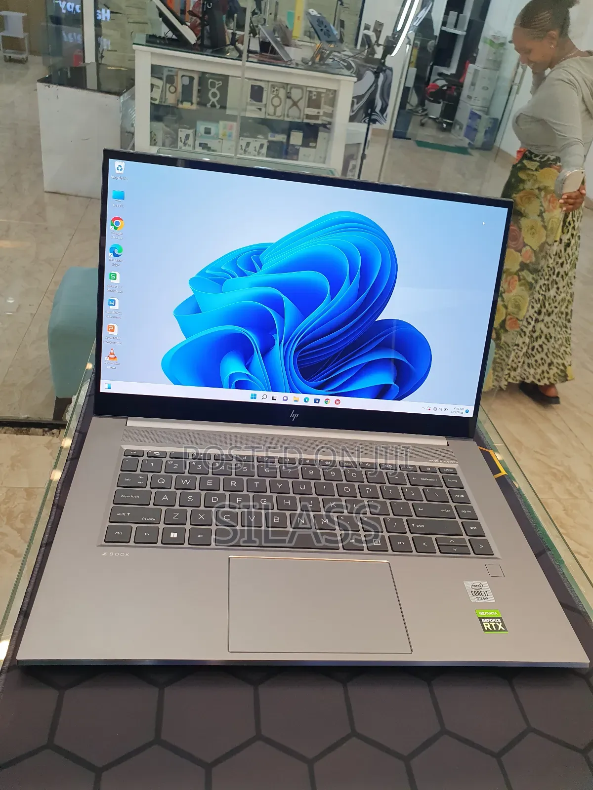 New Laptop HP ZBook Create G7 16GB Intel Core I7 SSD 1T