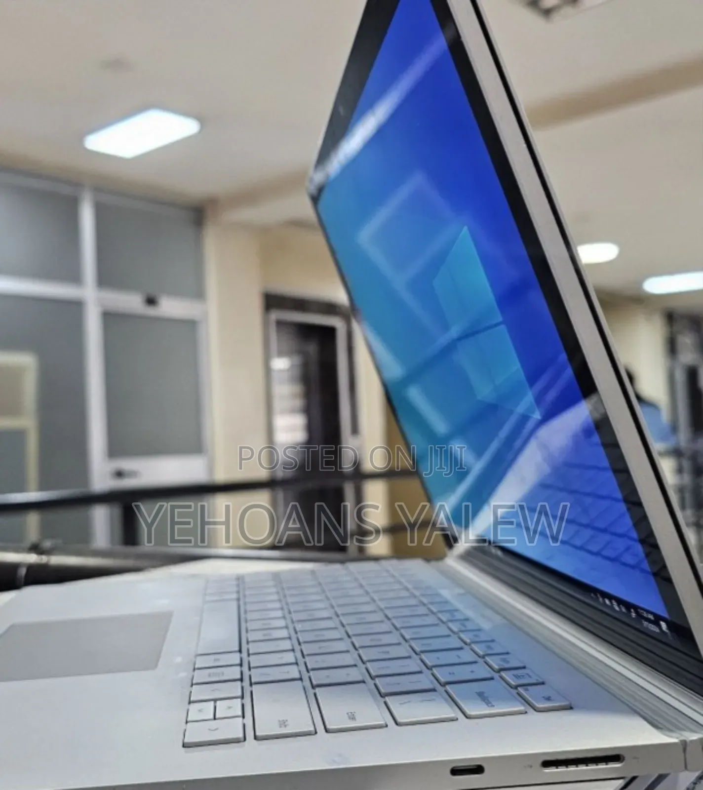 New Laptop Microsoft Surface Book 3 16GB Intel Core I7 SSD 256GB