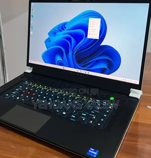 New Laptop Alienware M17x R2 16GB Intel Core I7 SSD 512GB