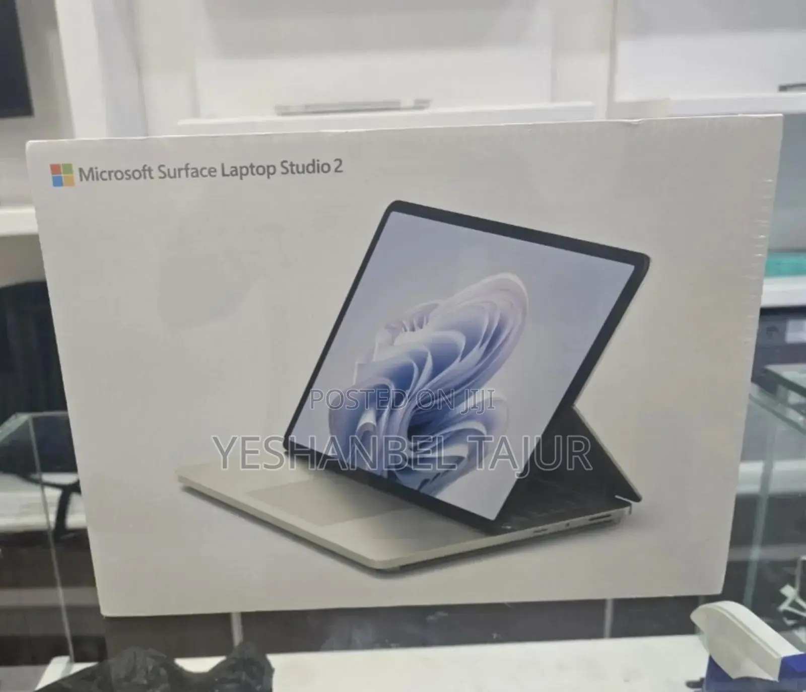 New Laptop Microsoft Surface 2 16GB Intel Core i7 SSD 512GB