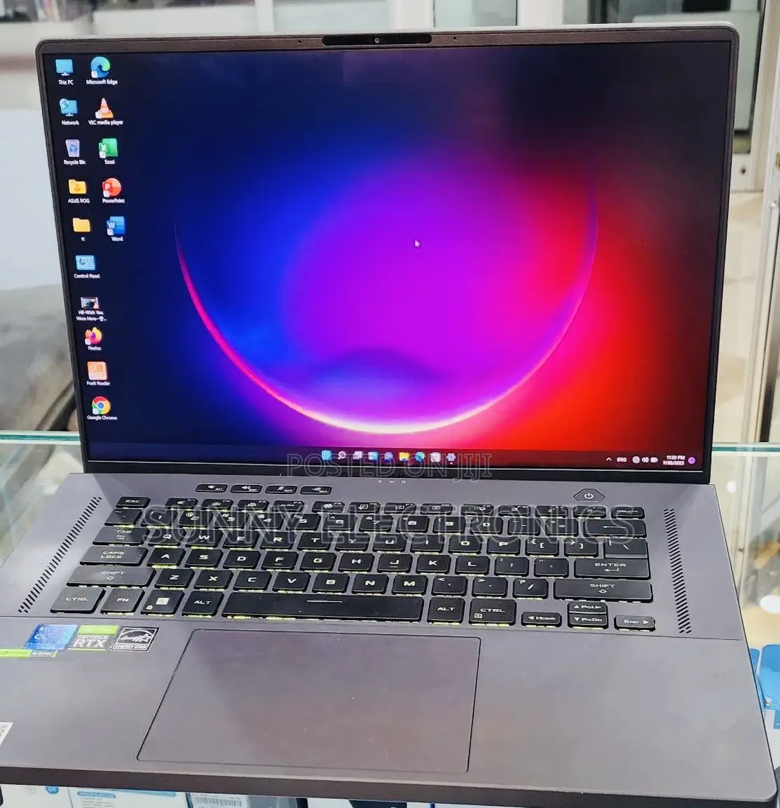 New Laptop Asus ROG Zephyrus G15 16GB Intel Core I9 SSD 1T