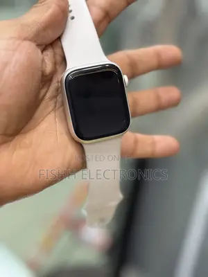 Photo - Apple Watch Series 8 45mm