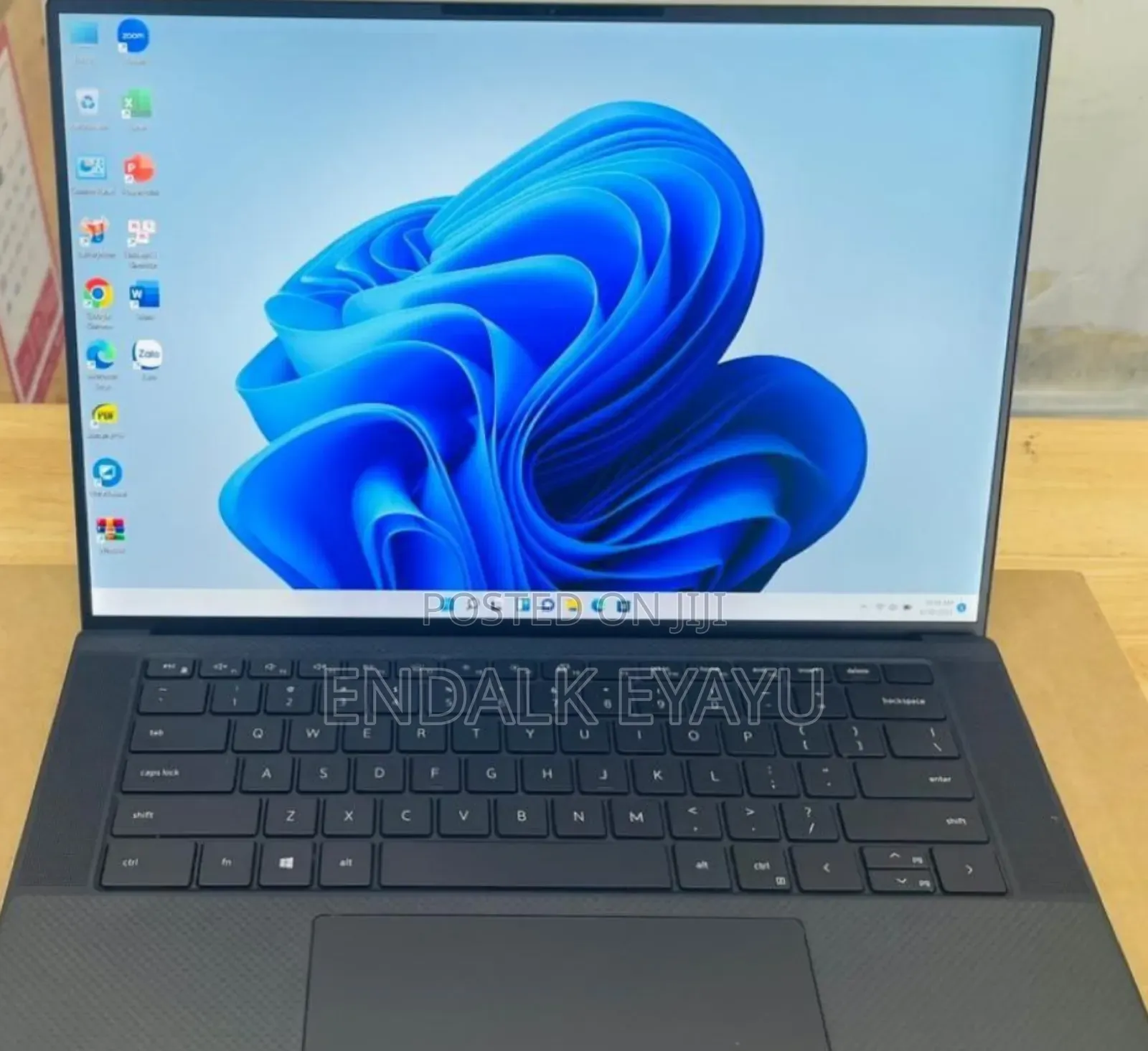 New Laptop Dell Precision 15 3520 32GB Intel Core I9 SSD 1T