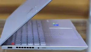 New Laptop Asus VivoBook 15 X505BA 16GB Intel Core I7 SSD 512GB