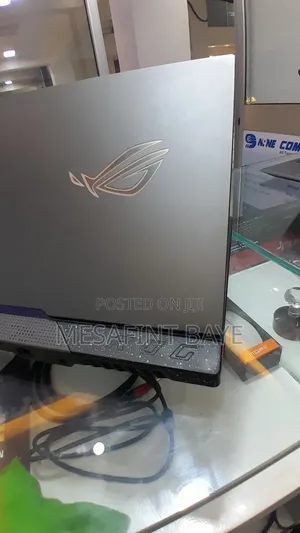New Laptop Asus ROG Strix G15 16GB AMD Ryzen 7 SSD 1T