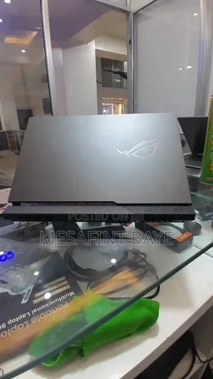 New Laptop Asus ROG Strix G15 16GB AMD Ryzen 7 SSD 1T