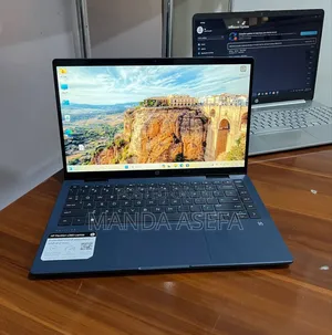 New Laptop HP Pavilion 14 8GB Intel Core I3 SSD 256GB