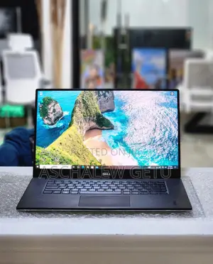 Photo - New Laptop Dell XPS 15 16GB Intel Core I7 SSD 512GB