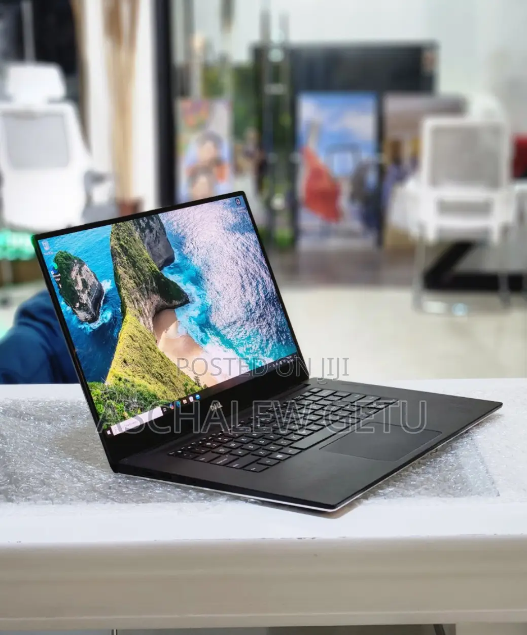 New Laptop Dell XPS 15 16GB Intel Core I7 SSD 512GB