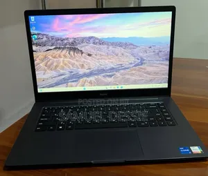 New Laptop 8GB Intel Core I5 SSD 512GB