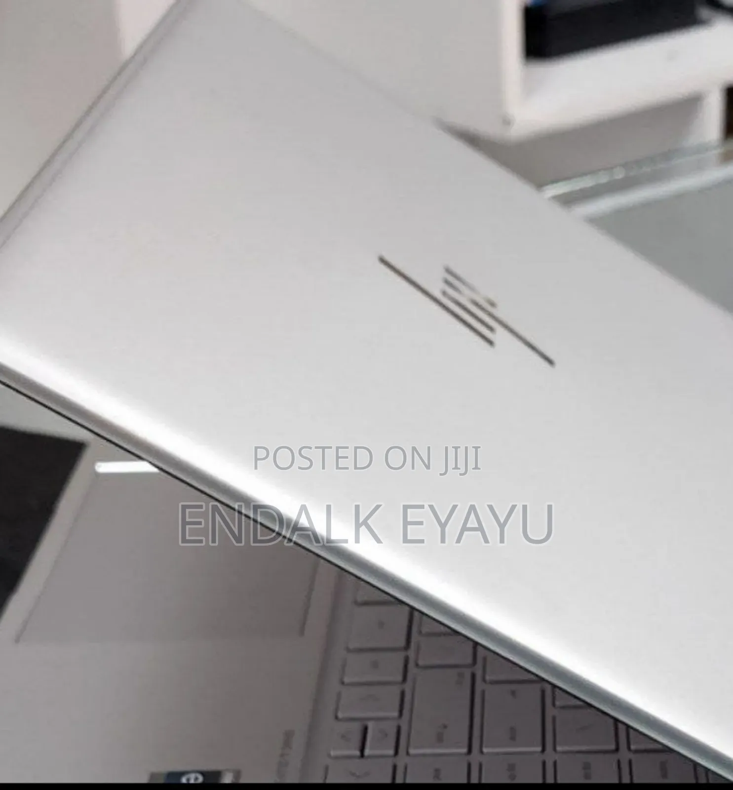 New Laptop HP Envy X360 8GB Intel Core I5 SSD 512GB