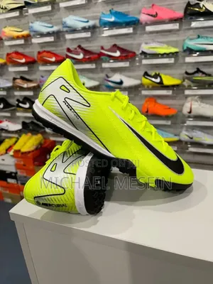 Photo - Air Zoom Sports Shoes