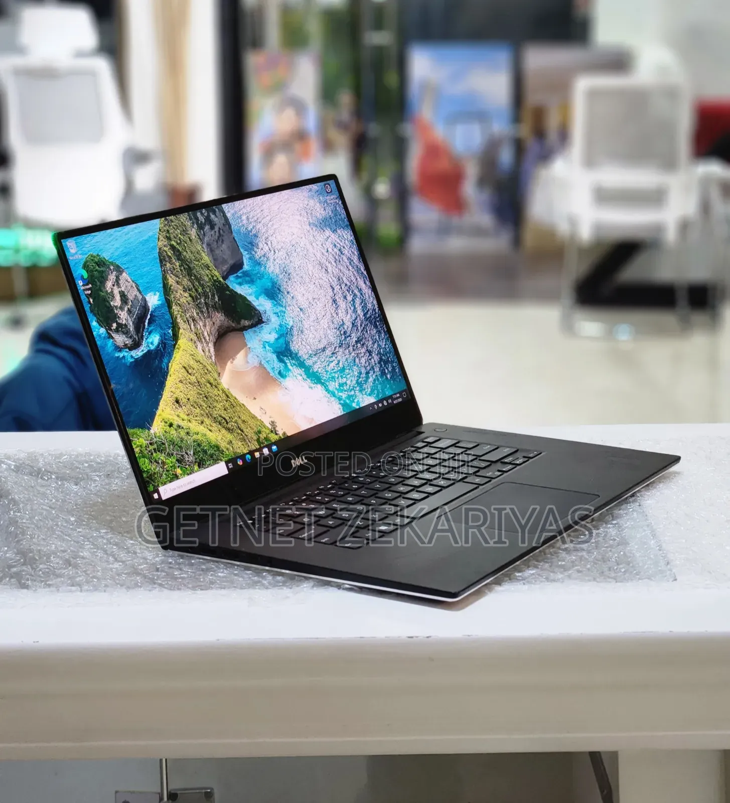 New Laptop Dell XPS 15 16GB Intel Core I7 SSD 512GB