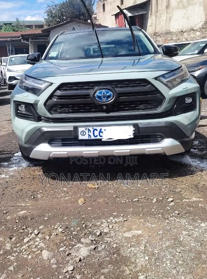 Toyota RAV4 2023 Green