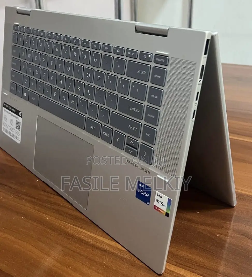 New Laptop HP Envy X360 8GB Intel Core I5 HDD 512GB