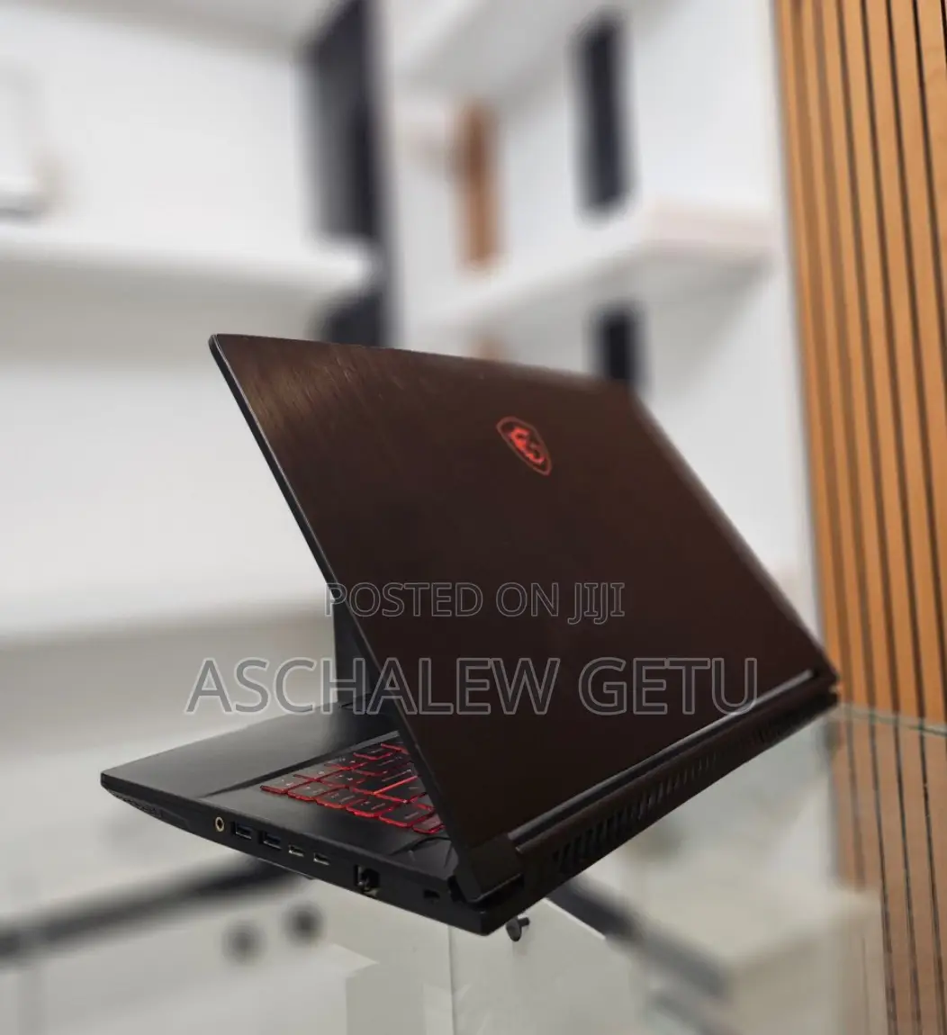 New Laptop MSI GF63 16GB Intel Core I7 SSD 1T