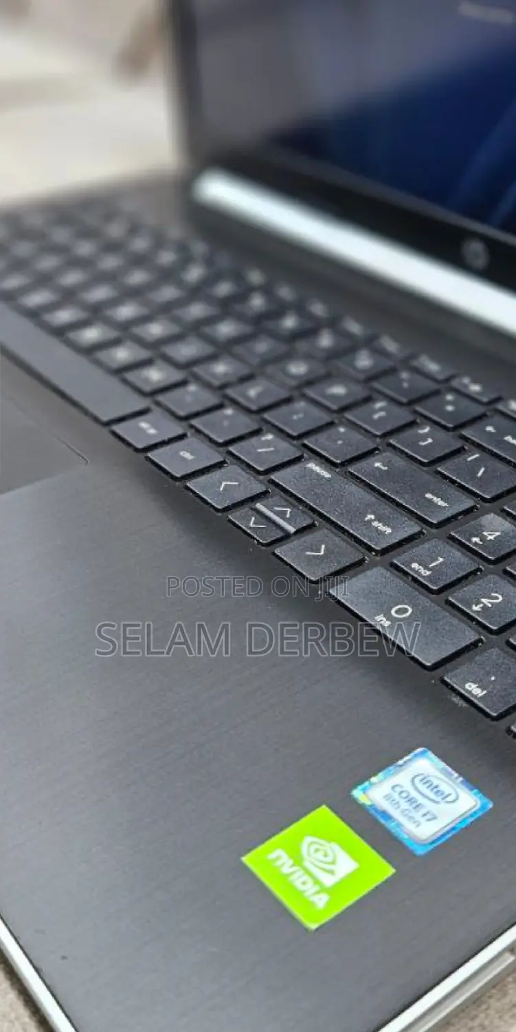 New Laptop HP Stream Notebook 8GB Intel Core I7 SSD 1T