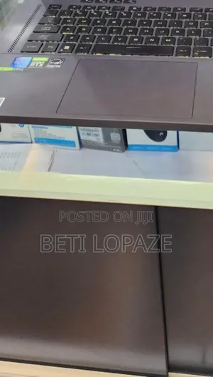 New Laptop Asus ROG Zephyrus G15 16GB Intel Core I9 SSD 1T