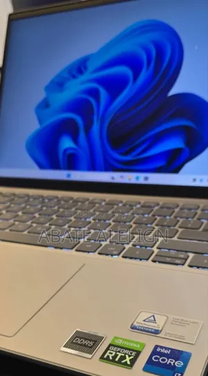 New Laptop Dell Inspiron 14 16GB Intel Core I7 SSD 512GB