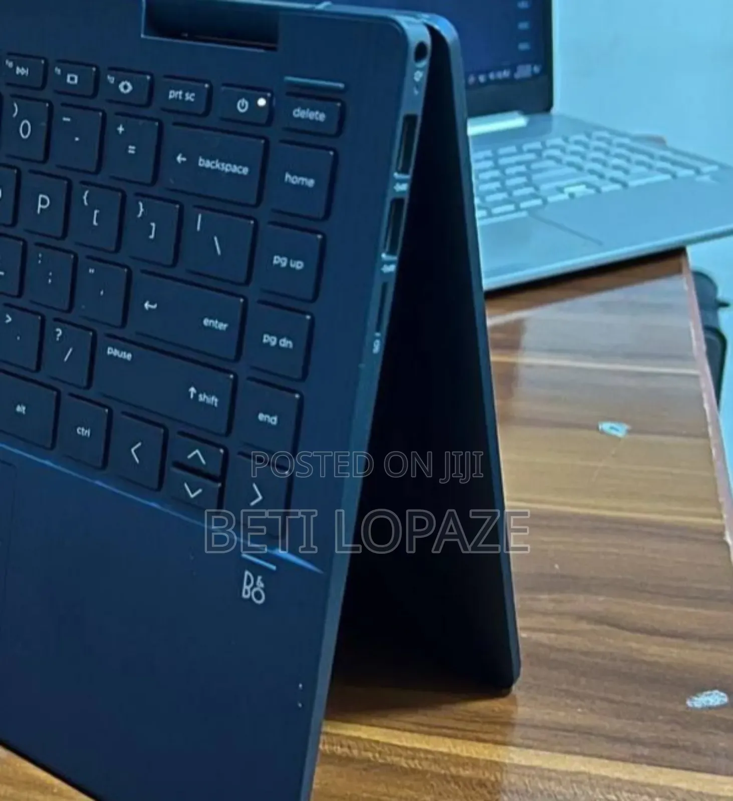 New Laptop HP Pavilion X360 8GB Intel Core I3 SSD 256GB