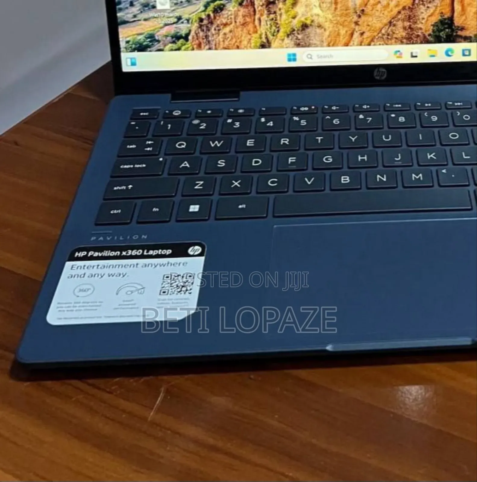 New Laptop HP Pavilion X360 8GB Intel Core I3 SSD 256GB