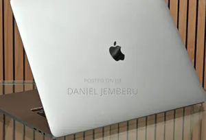New Laptop Apple MacBook Pro 2019 16GB Intel Core I7 SSD 512GB