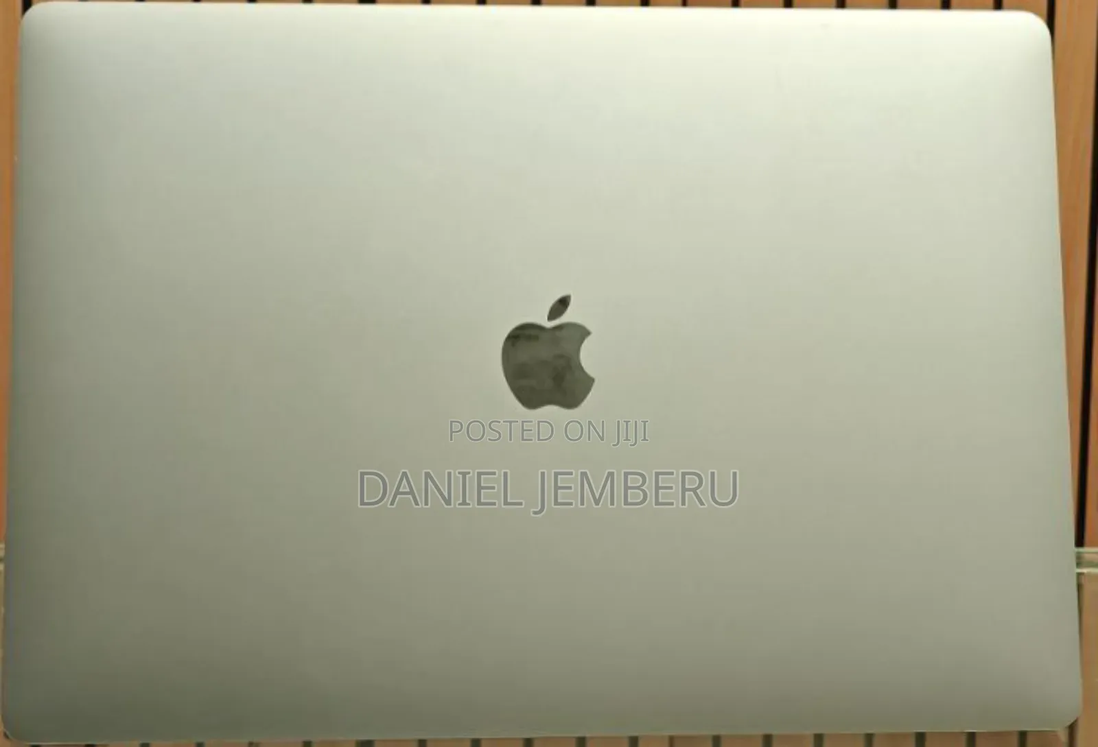 New Laptop Apple MacBook Pro 2019 16GB Intel Core I7 SSD 512GB