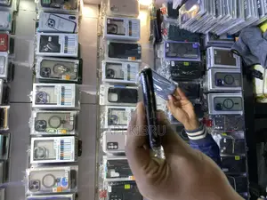 New Samsung Galaxy S21 Ultra 5G 256 GB Black