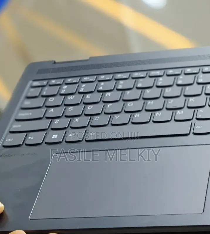 New Laptop Lenovo Yoga 7i 16GB Intel Core I7 SSD 1T