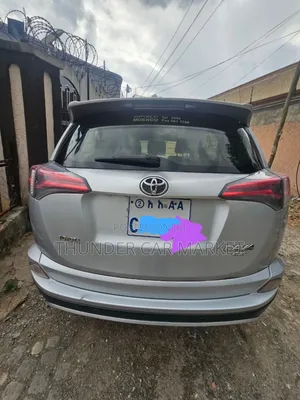 Toyota RAV4 2016 Silver