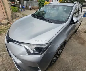 Toyota RAV4 2016 Silver