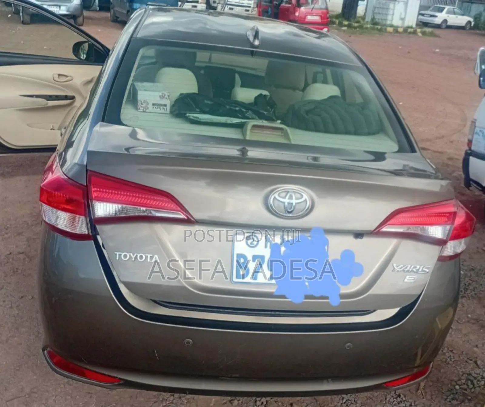 Toyota Yaris 2020 Gray