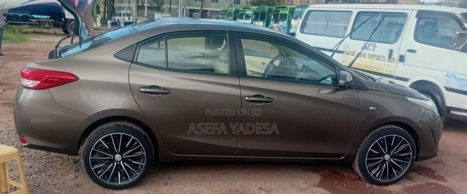 Toyota Yaris 2020 Gray