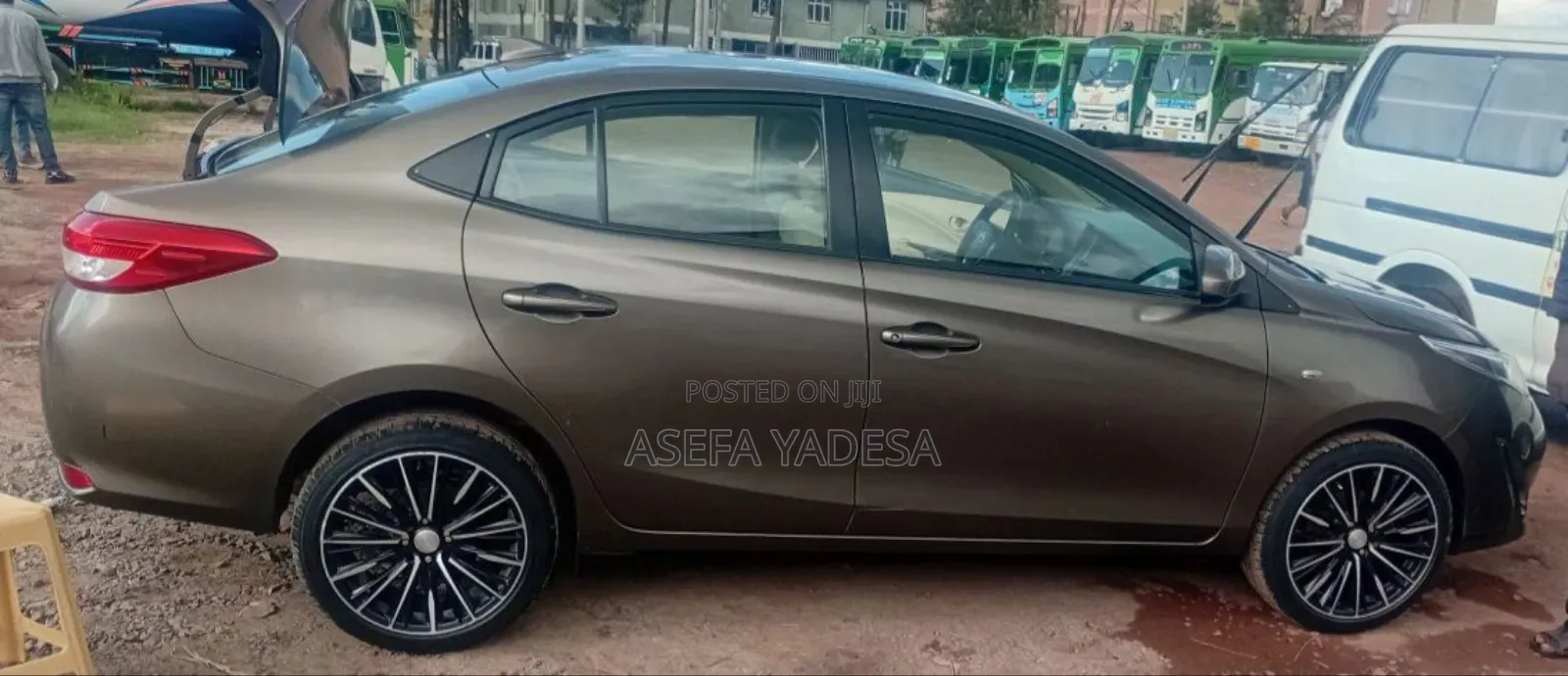 Toyota Yaris 2020 Gray