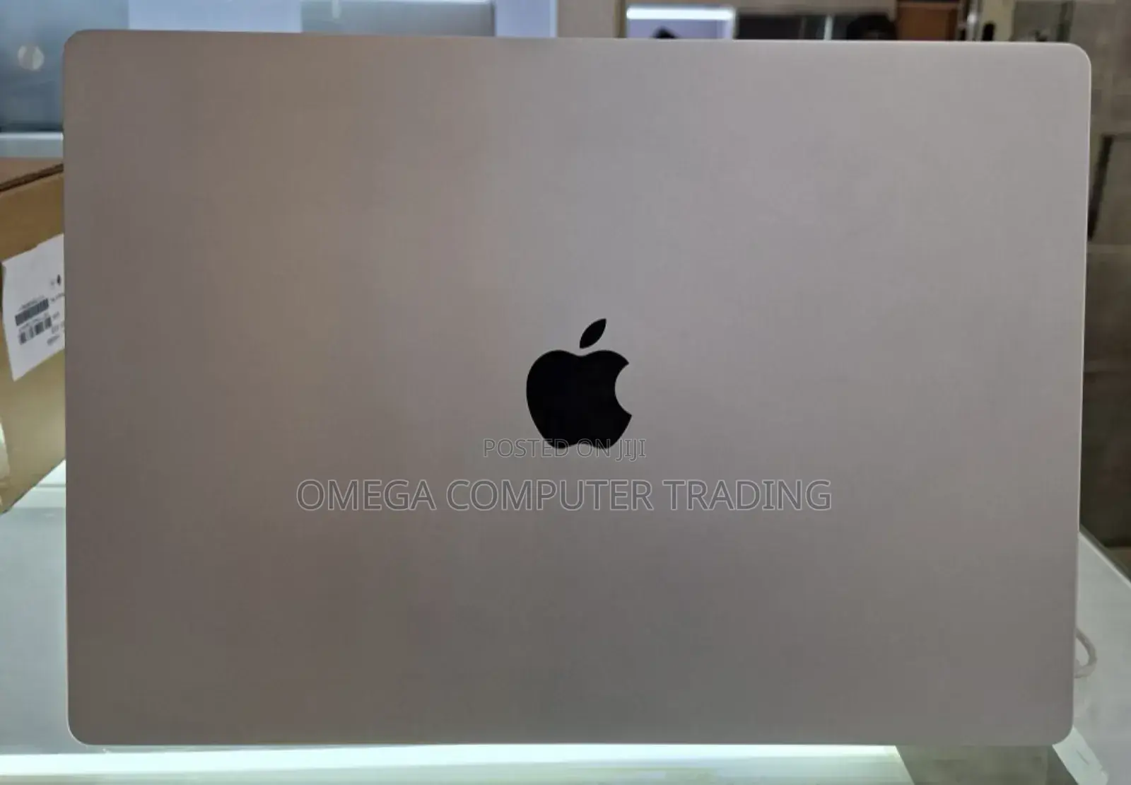 New Laptop Apple MacBook Pro 2021 M1 16GB Apple M1 SSD 1T