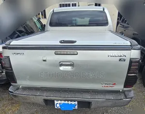 Toyota Hilux WORKMATE 2014 Silver