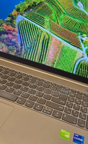 Photo - New Laptop Lenovo ThinkBook 13 16GB Intel Core I7 SSD 512GB