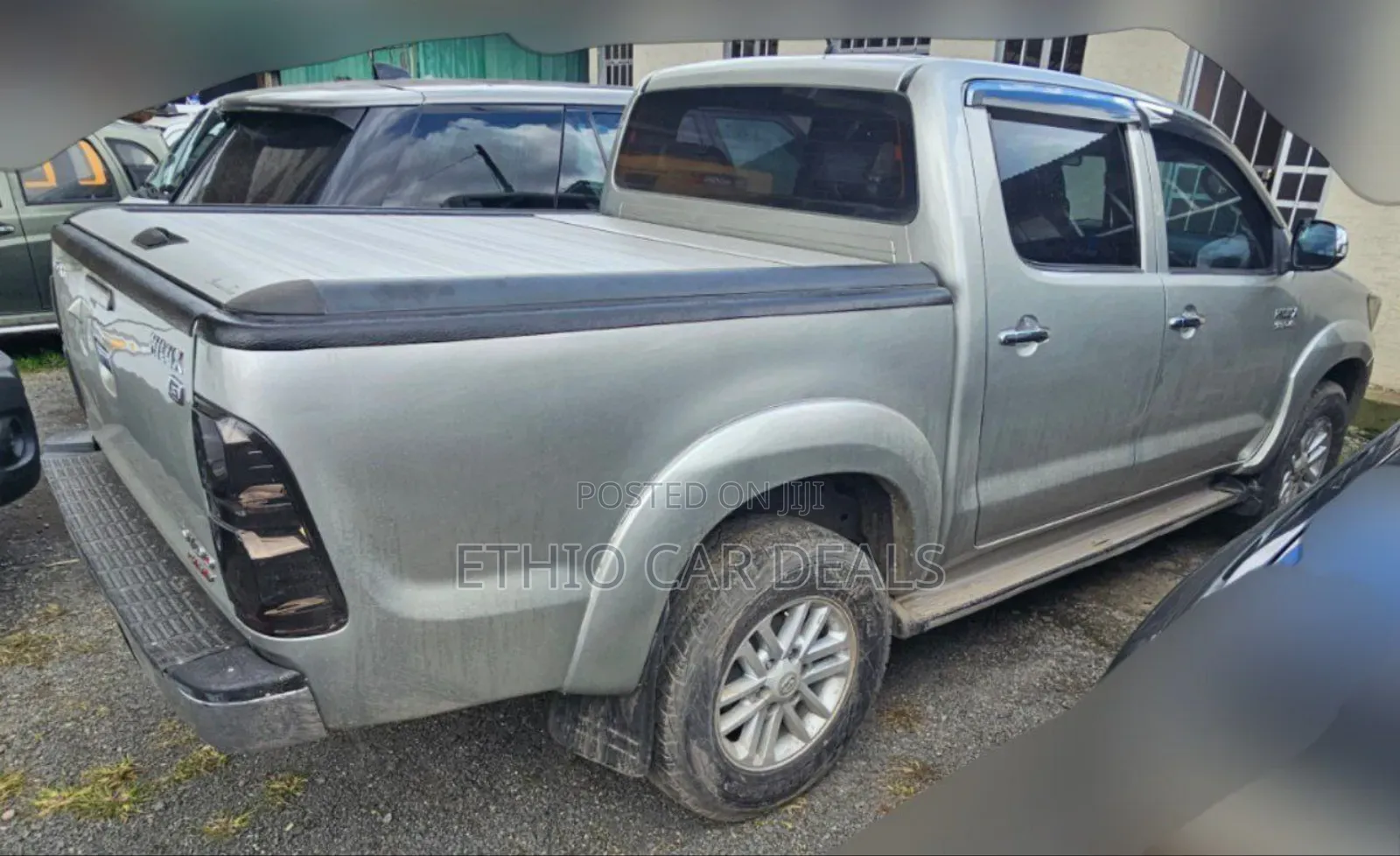 Toyota Hilux WORKMATE 2014 Silver