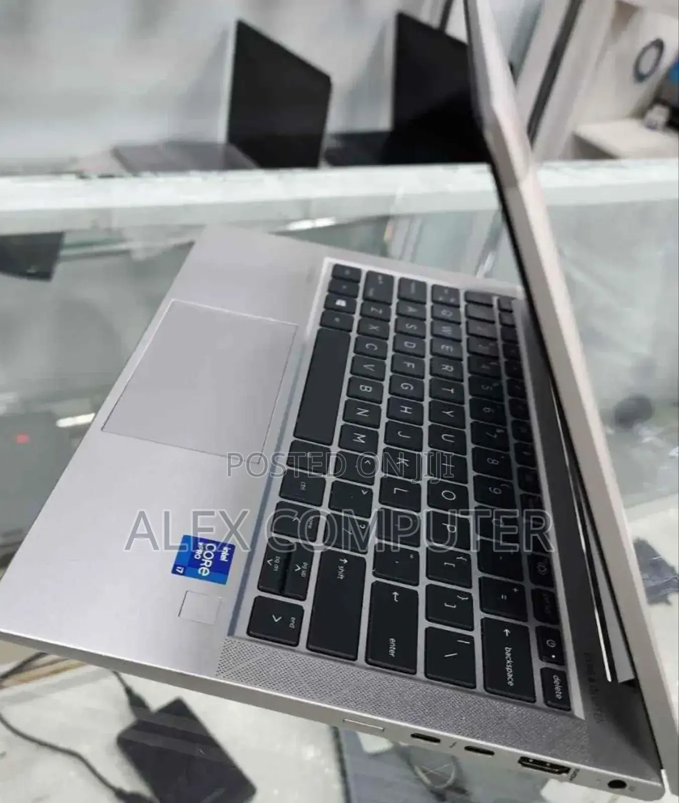 New Laptop HP EliteBook 840 G8 16GB Intel Core I7 SSD 512GB