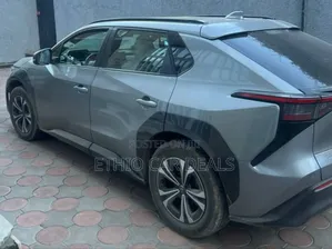 Toyota bZ4X 2022 Silver