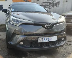 Photo - Toyota C-HR 2019 Matt Black