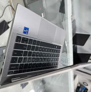 New Laptop HP EliteBook 840 G8 16GB Intel Core I7 SSD 512GB