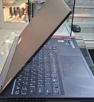 New Lenovo Legion Y7000P IRX9 Gaming Laptop 16GB Intel Core I7 SSD 1T