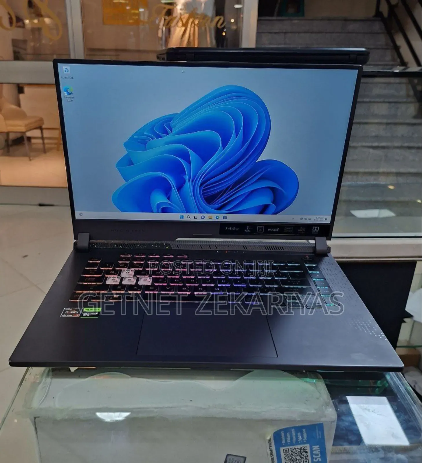 New Laptop Asus ROG Strix G15 16GB AMD Ryzen 7 SSD 1T